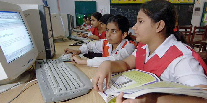 Girls learning to code in Pakistan